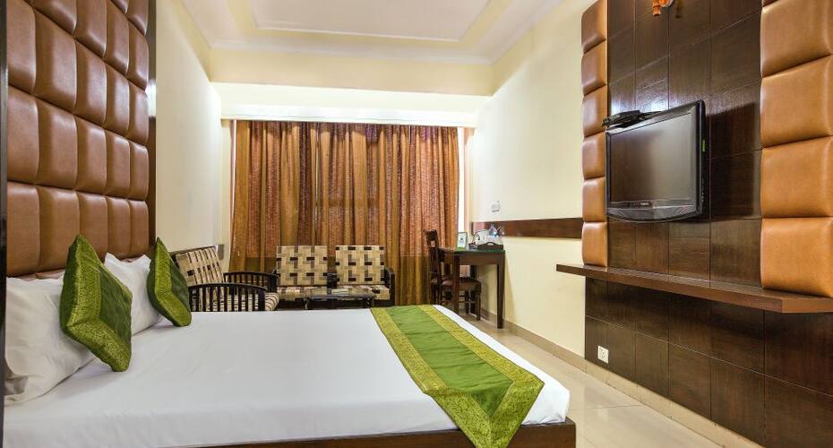 City Star, Dehradun 1